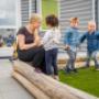 Grote buitenruimte met apart gedeelte voor baby's