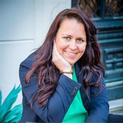 Gea Dolstra - ontwikkeling naar vrijheid