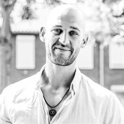 NINO VAN DER HAAR