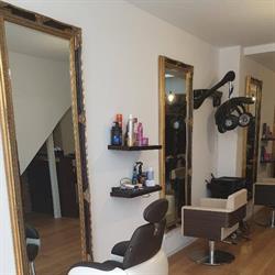 Joy hair salon