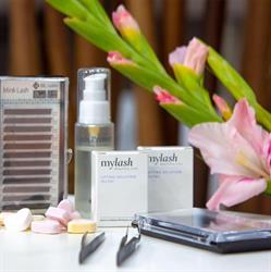 Beauty Addict by Ellen
