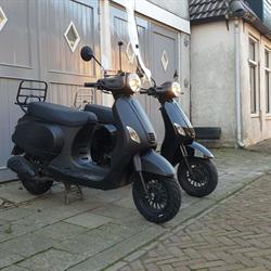 Hlouwsma Brommer en scooter service