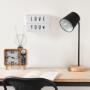 Voeg een stijlvolle en functionele blikvanger toe aan je interieur met onze design wandklokken. Tijdloos, modern of industrieel – ontdek jouw perfecte match.