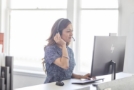 HP-kantoor-pc- monitor-en-headset
