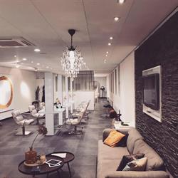 Salon 85