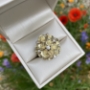 Gouden bouquet ring handgemaakt in opdracht Nicoline van Boven goudsmid Kapelle
