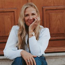 Sandra Niesten Businesscoach voor vrouwen. Van Burnout naar Bedrijf