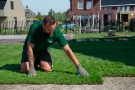 Graszoden laten leggen